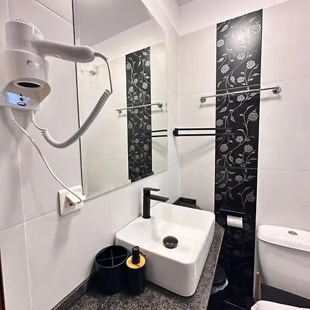 Saint George Sithonia * Неос-Мармарас