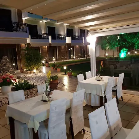 Saint George Sithonia * Неос-Мармарас