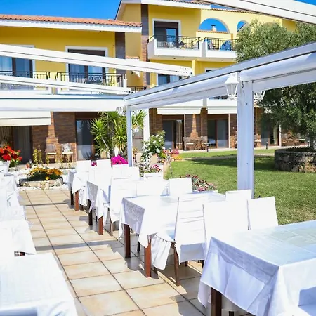 Saint George Sithonia Apartamento *