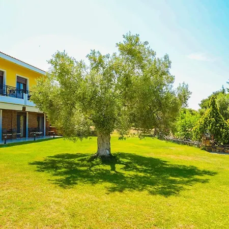 Saint George Sithonia Apartment Néos Marmarás
