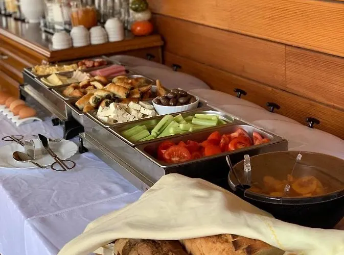 Saint George Sithonia 公寓 *