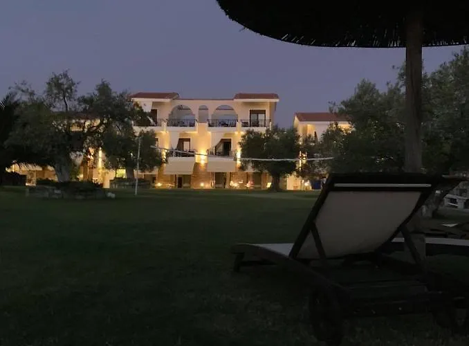 Saint George Sithonia * 新马尔马拉斯