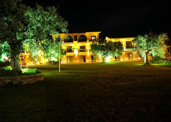 Saint George Sithonia 公寓 *