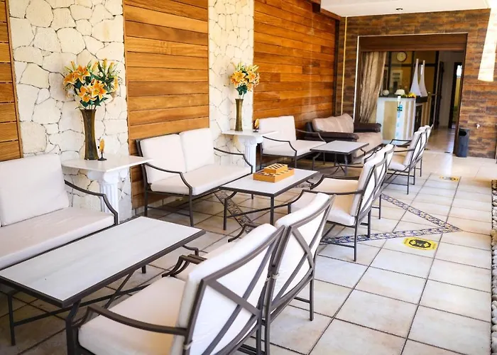 Saint George Sithonia * 新马尔马拉斯