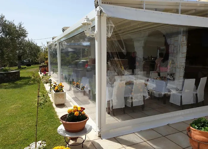 Saint George Sithonia 公寓