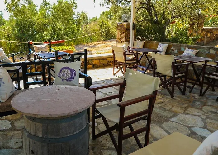 Saint George Sithonia * Neos Marmaras